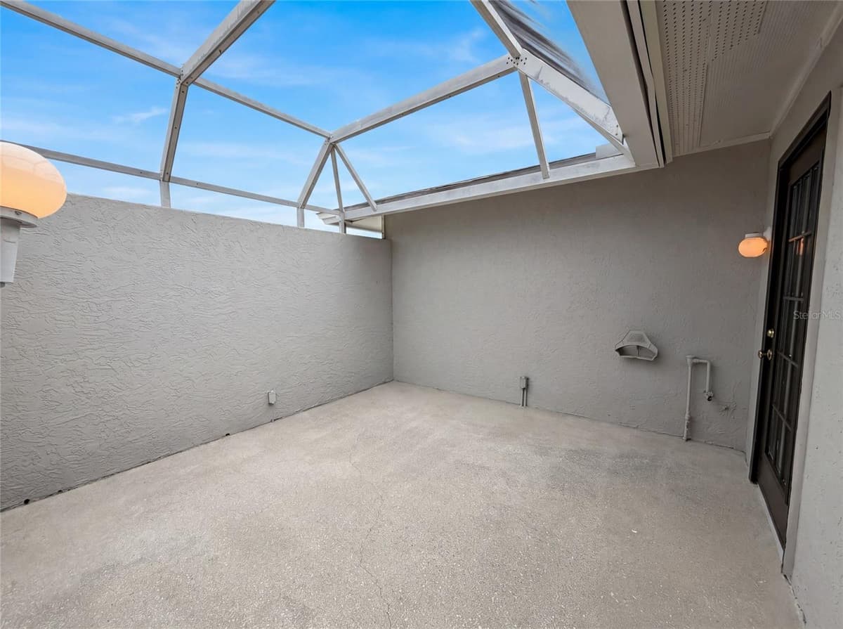 1301 LUCAYA AVENUE — photo 23 of 38