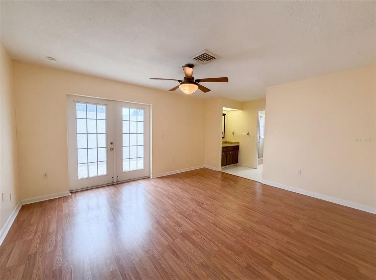1301 LUCAYA AVENUE — photo 15 of 38