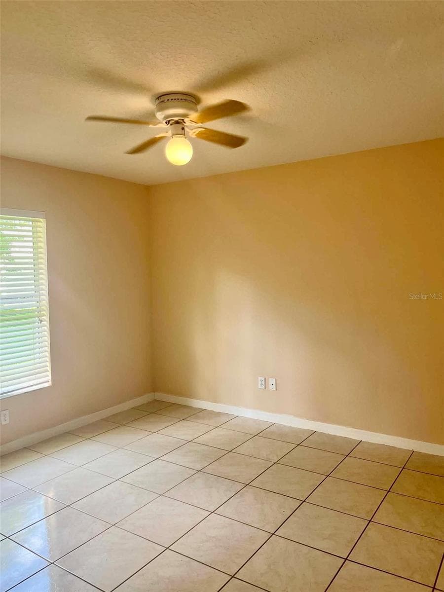 6 PLEASANT LANE — photo 10 of 15
