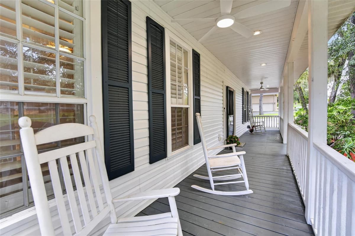 1701 COTTAGE OAKS COURT — photo 4 of 56