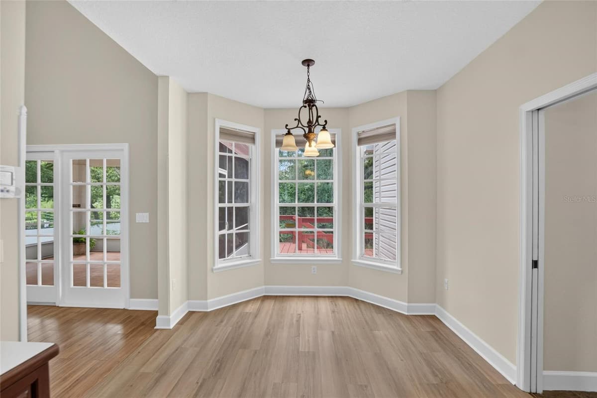 1701 COTTAGE OAKS COURT — photo 14 of 56