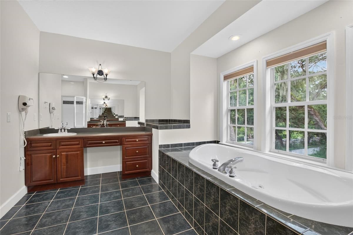 1701 COTTAGE OAKS COURT — photo 32 of 56