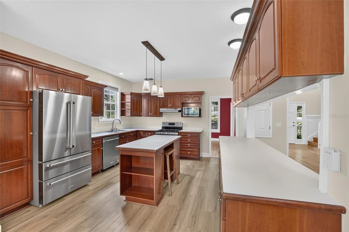 1701 COTTAGE OAKS COURT — photo 15 of 56