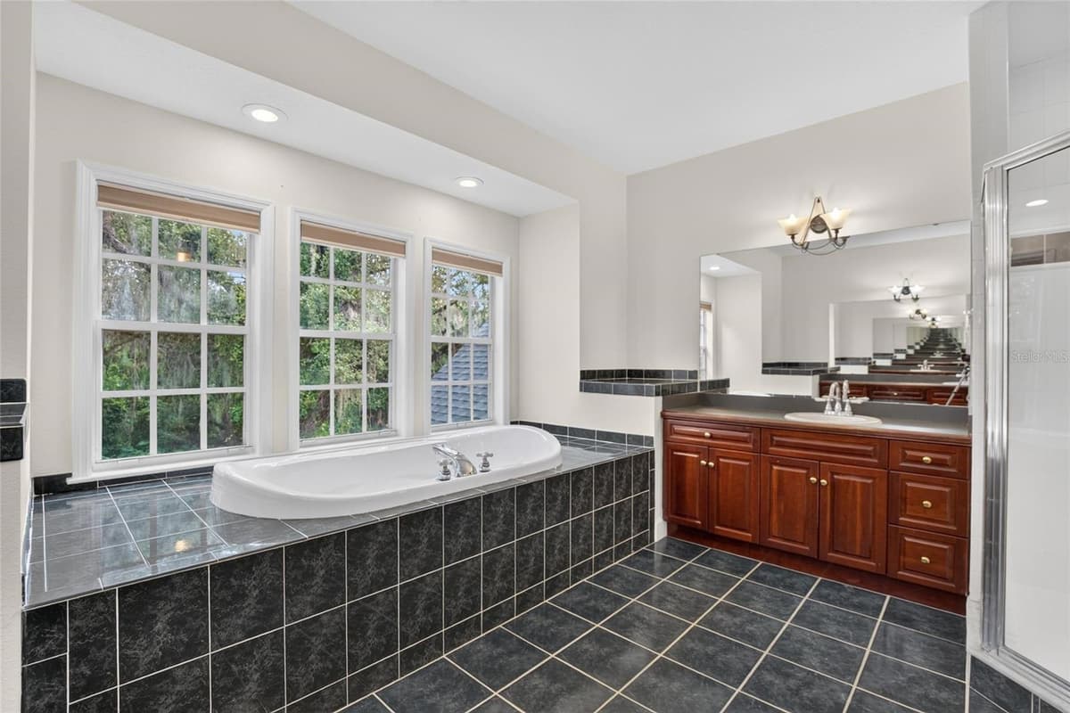 1701 COTTAGE OAKS COURT — photo 31 of 56