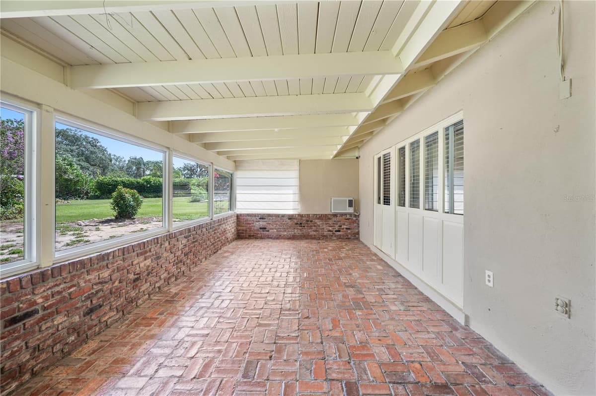 109 ARROWHEAD LANE — photo 30 of 42