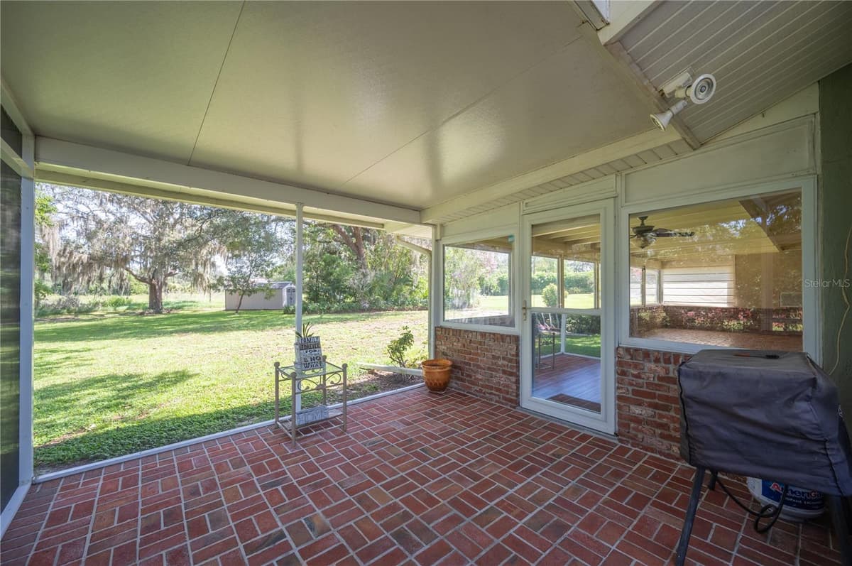109 ARROWHEAD LANE — photo 35 of 42