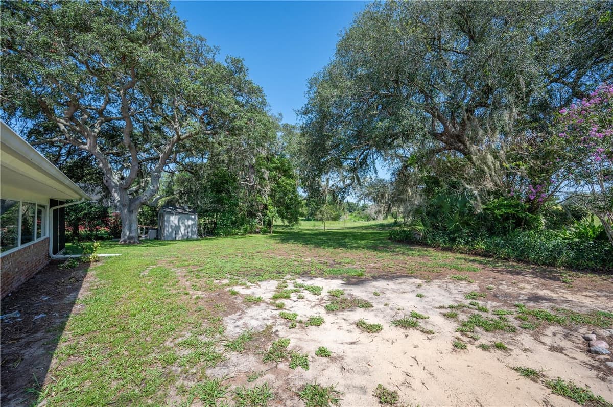 109 ARROWHEAD LANE — photo 42 of 42