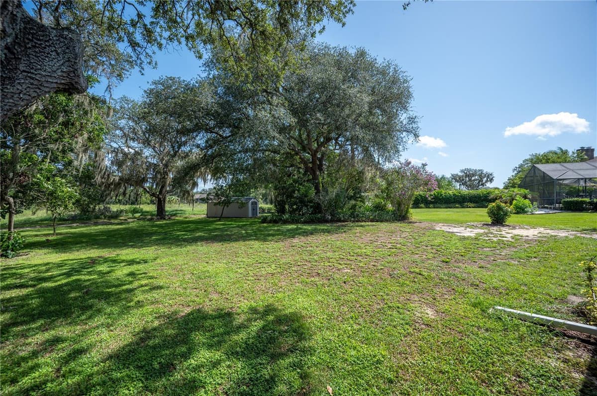 109 ARROWHEAD LANE — photo 39 of 42
