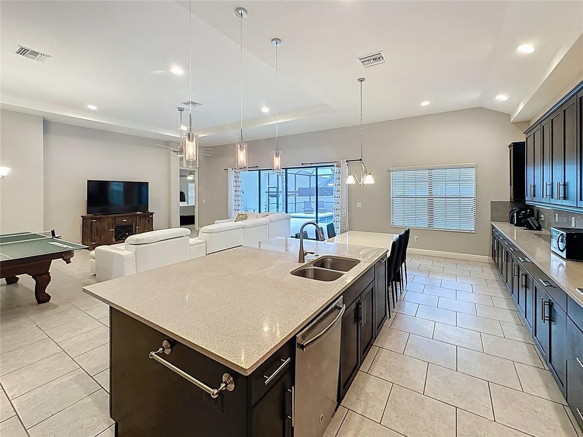 1028 CORETTO AVENUE — photo 13 of 28