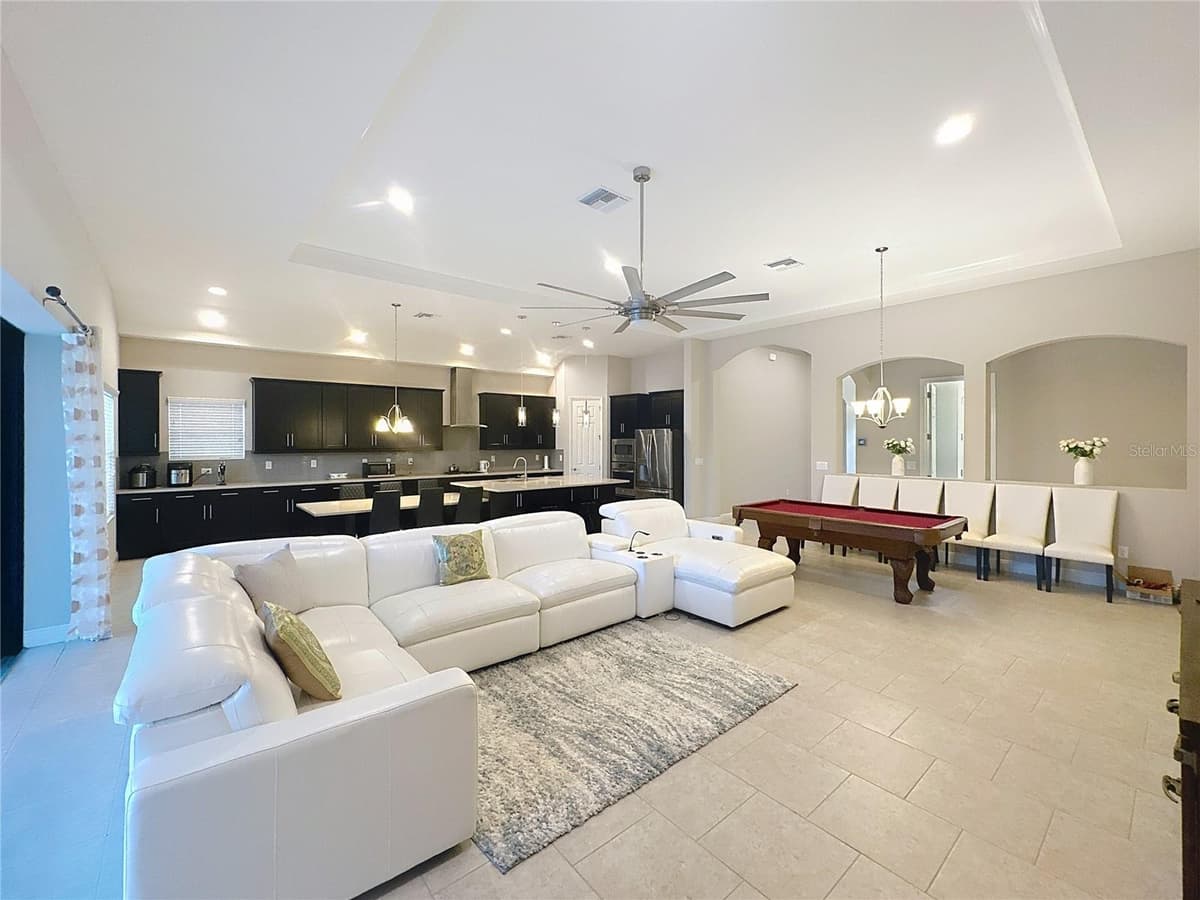 1028 CORETTO AVENUE — photo 10 of 28