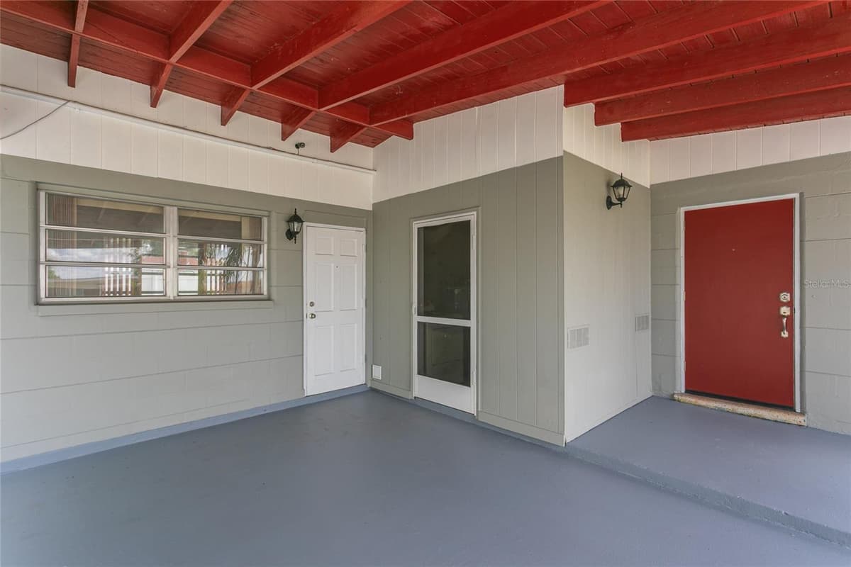 6518 WALTON WAY — photo 6 of 37