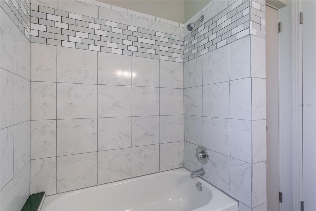 6518 WALTON WAY — photo 24 of 37