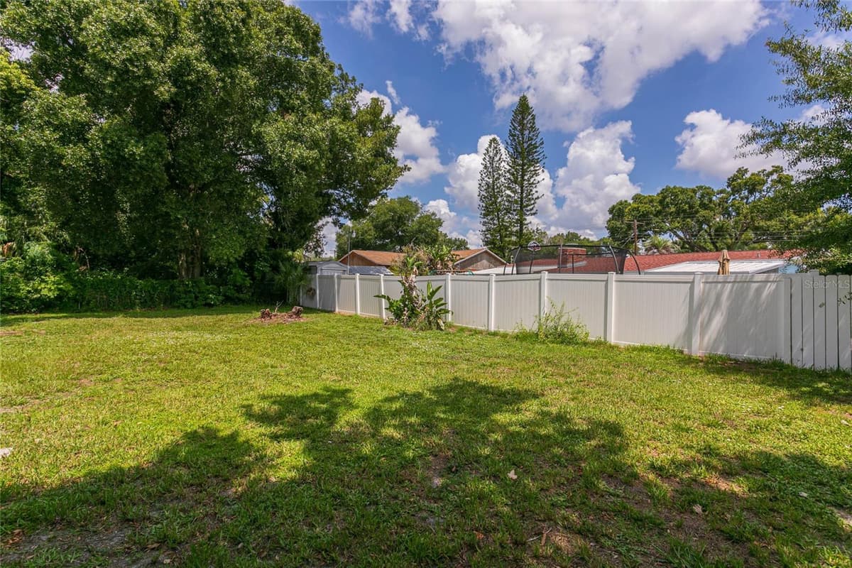 6518 WALTON WAY — photo 27 of 37