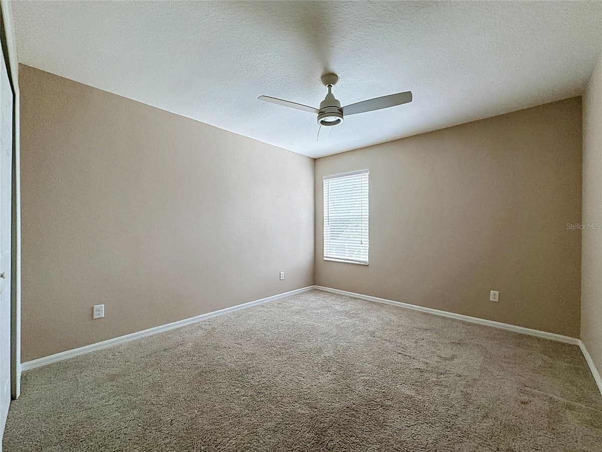 468 PINEWOOD DR — photo 45 of 73