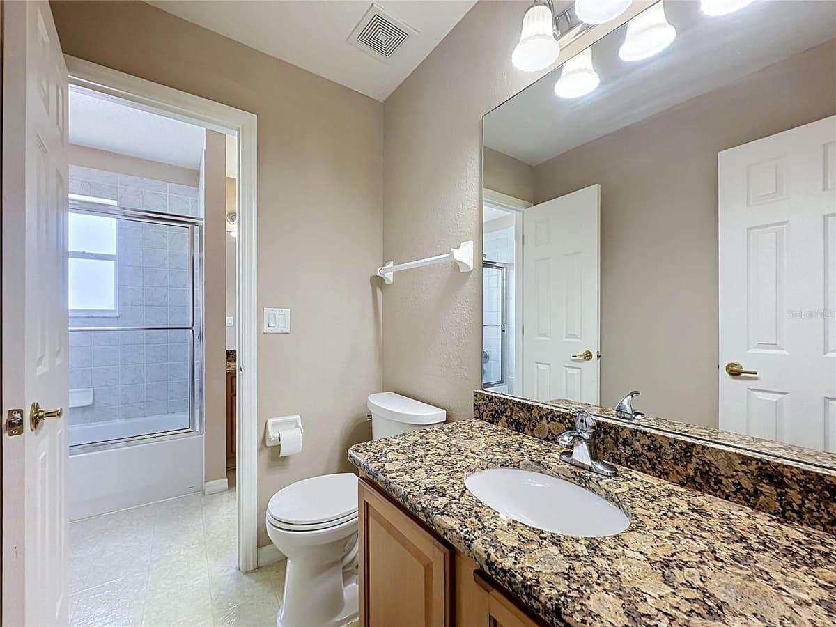 468 PINEWOOD DR — photo 48 of 73