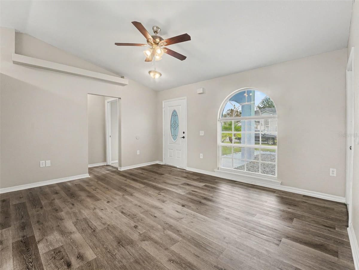 645 LINNET COURT — photo 3 of 14