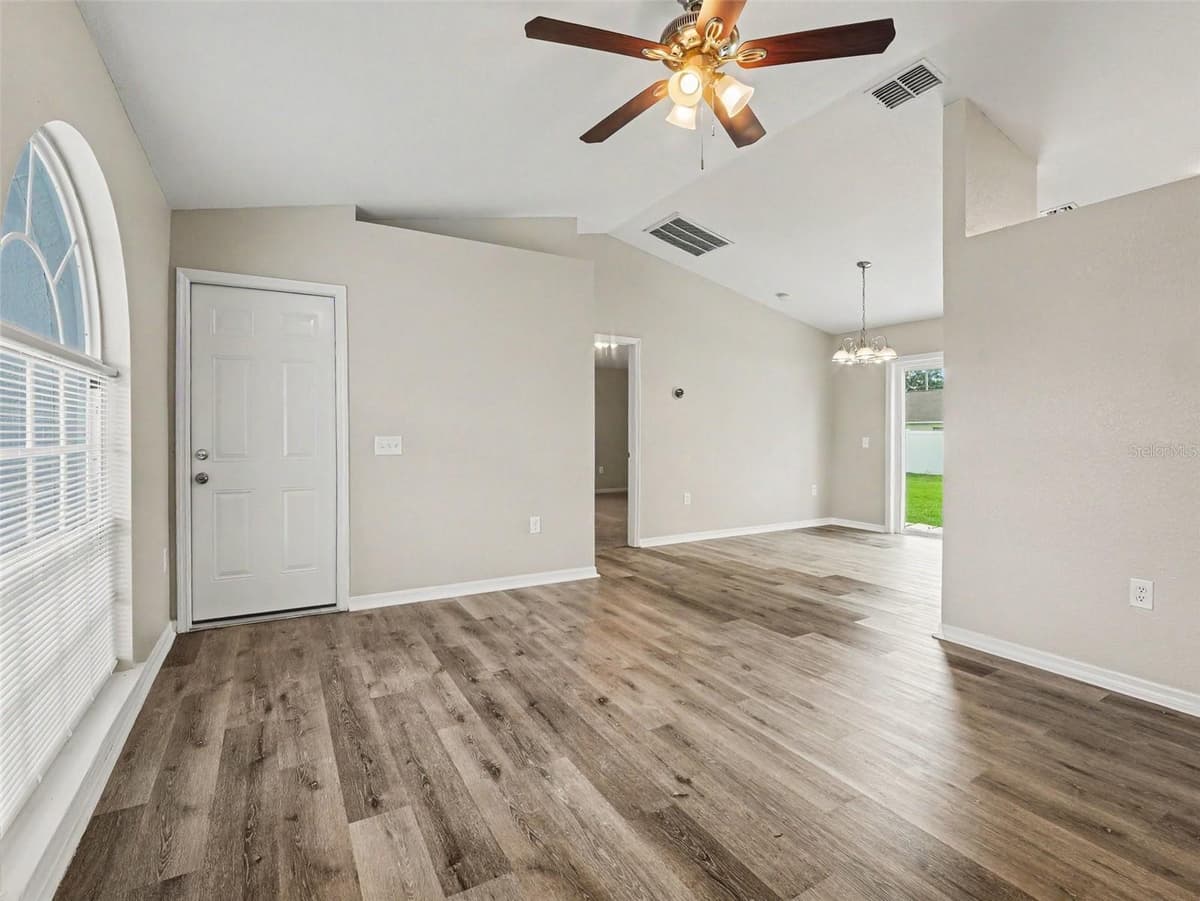 645 LINNET COURT — photo 4 of 14
