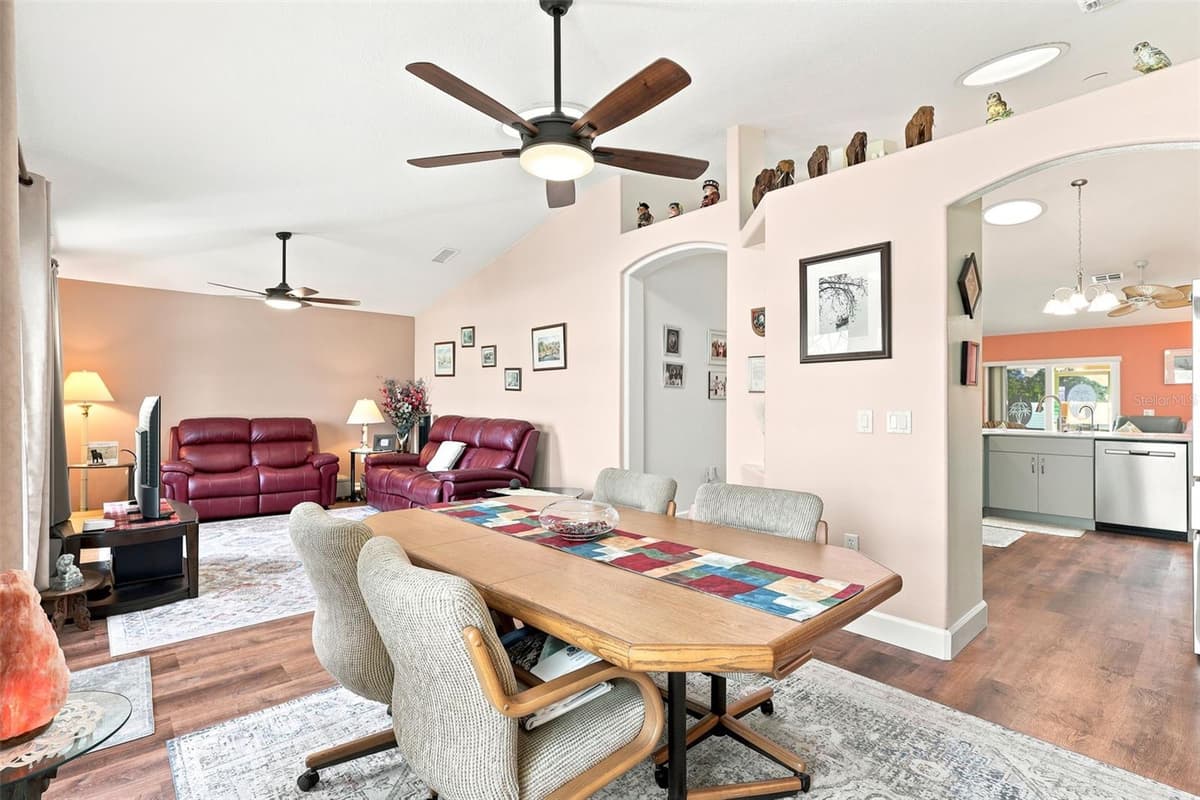 207 EDGEWATER TERRACE DRIVE — photo 5 of 25