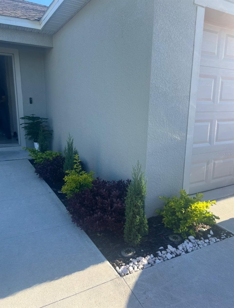 360 TOWNS CIRCLE — photo 2 of 5