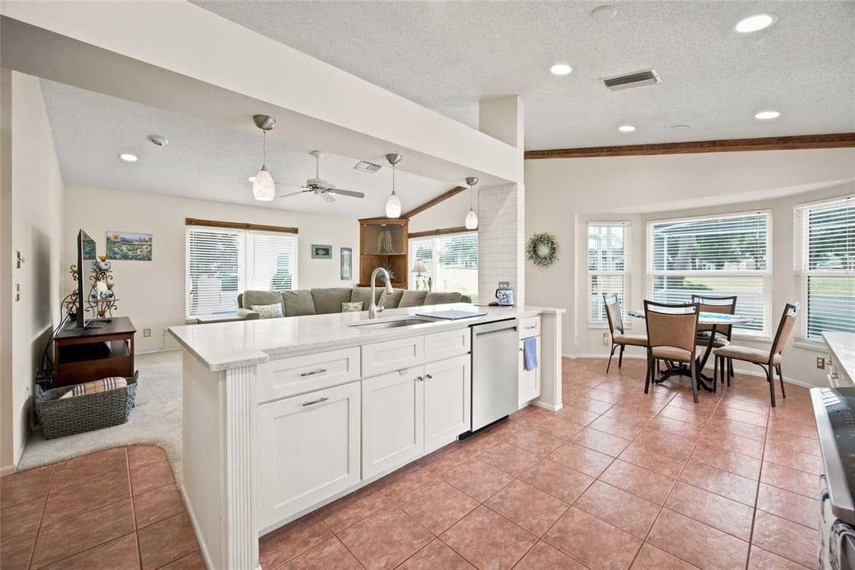 2292 WHISPER WALK DRIVE — photo 13 of 56