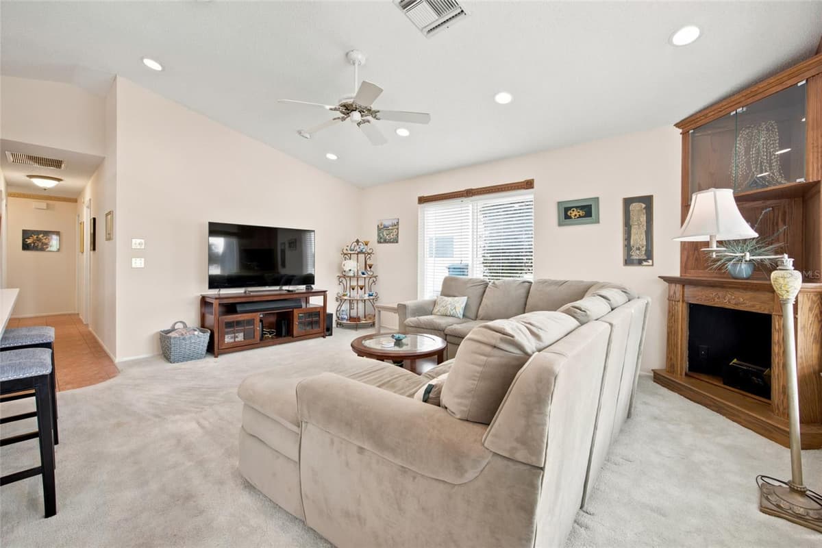 2292 WHISPER WALK DRIVE — photo 18 of 56