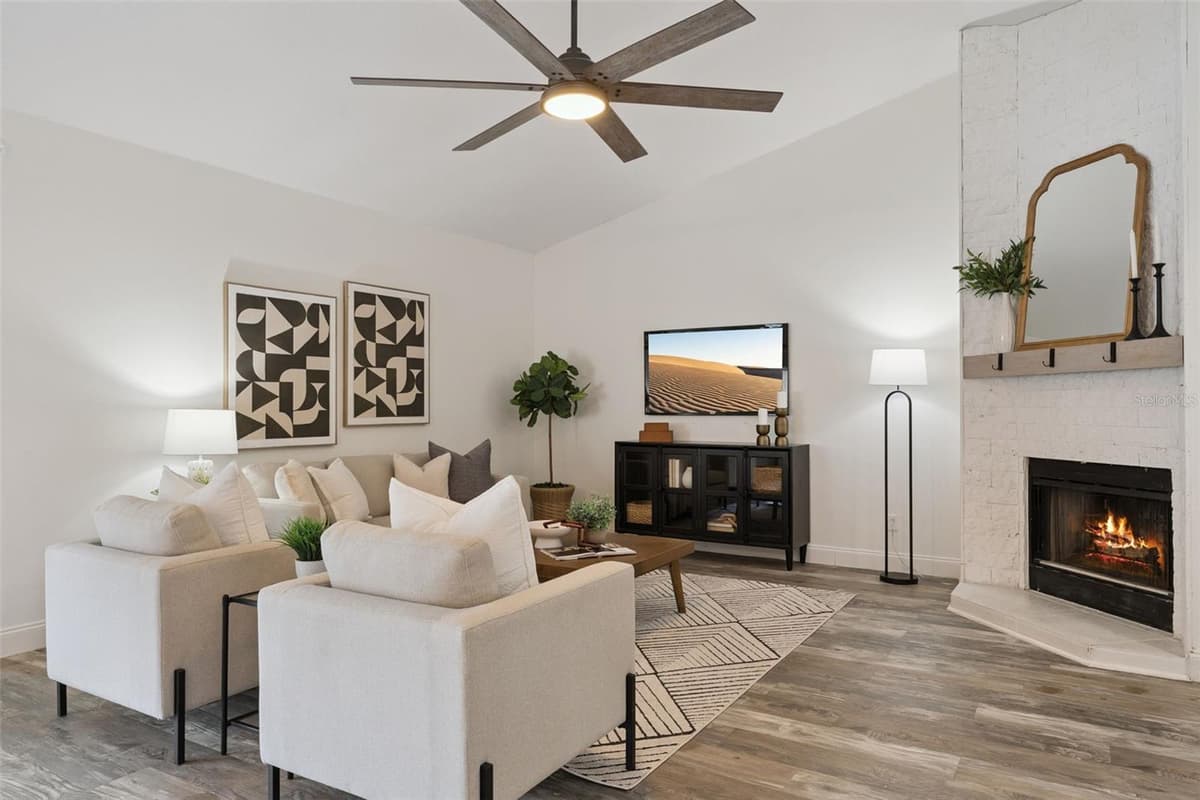 7808 THE ESPLANADE COURT — photo 9 of 62