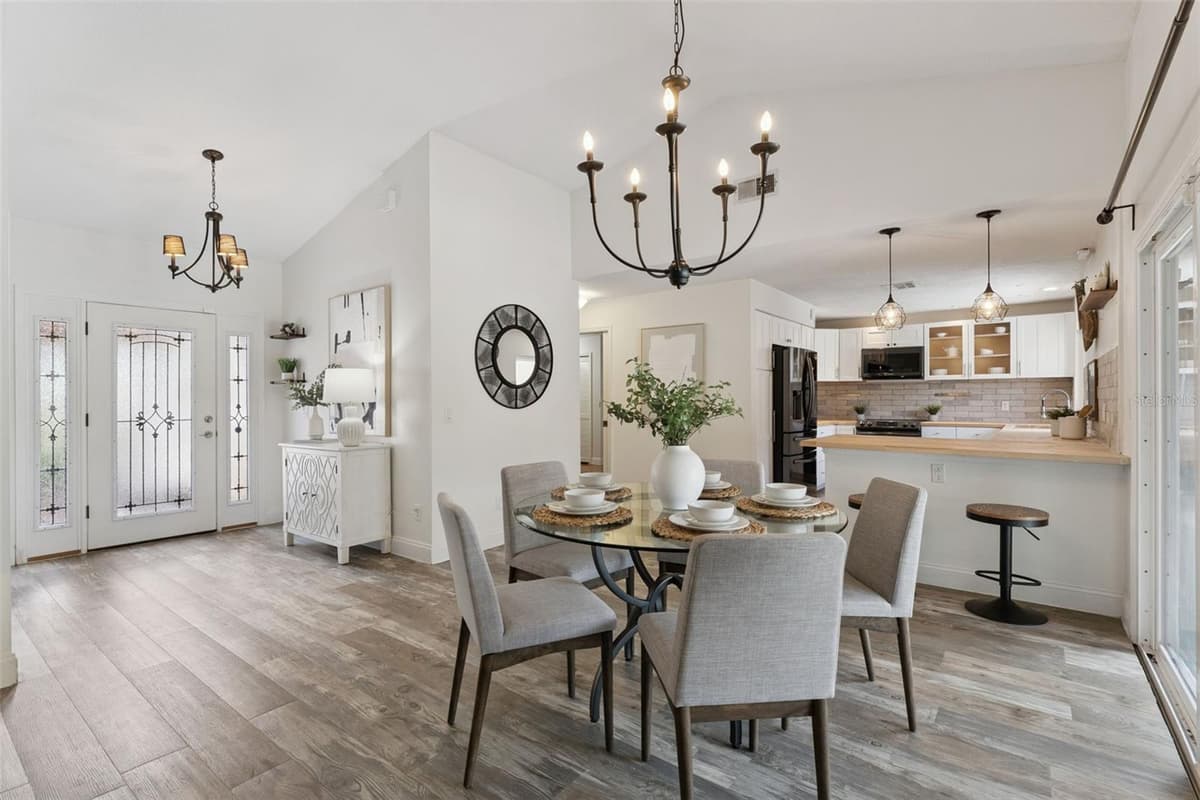 7808 THE ESPLANADE COURT — photo 7 of 62