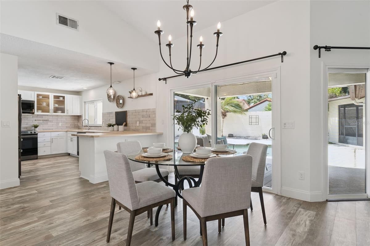 7808 THE ESPLANADE COURT — photo 18 of 62