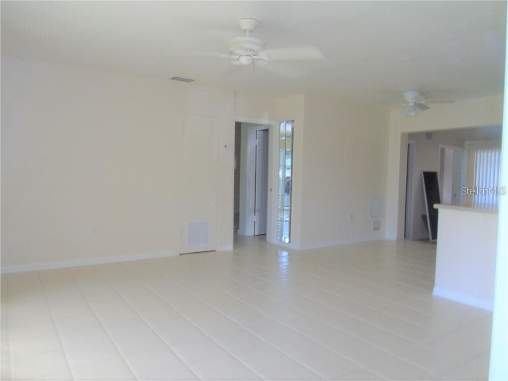 21100 MCGUIRE AVENUE — photo 14 of 50