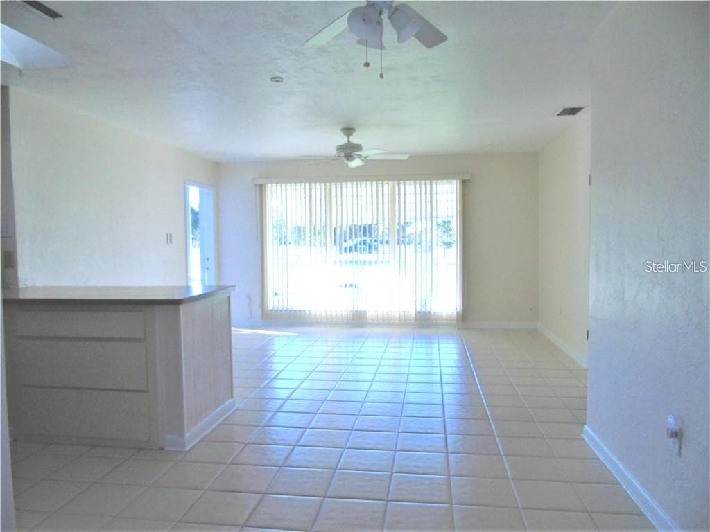 21100 MCGUIRE AVENUE — photo 12 of 50