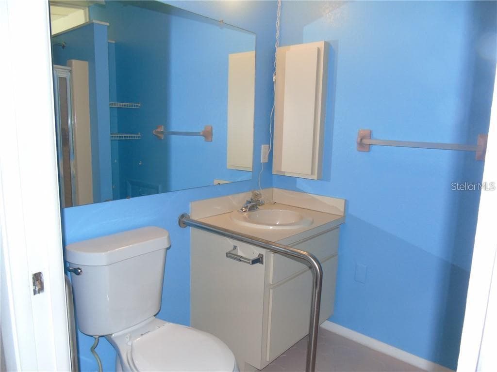 21100 MCGUIRE AVENUE — photo 42 of 50