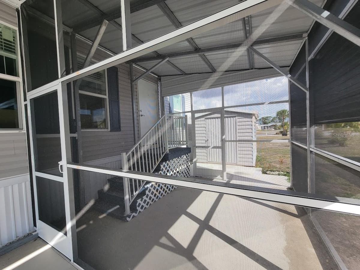 5700 HOLIDAY PARK BOULEVARD — photo 33 of 41