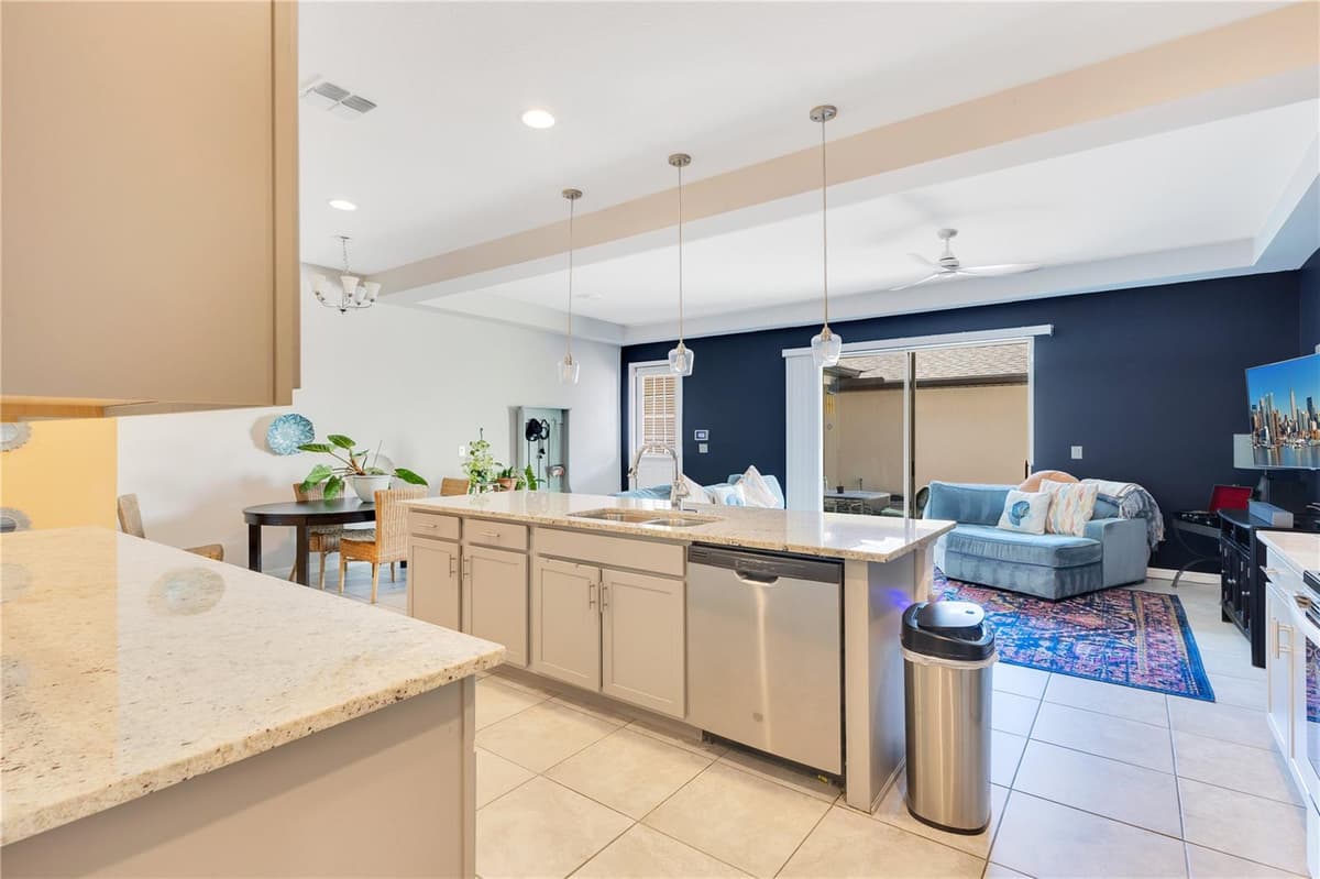 5103 JONES ROAD — photo 4 of 25