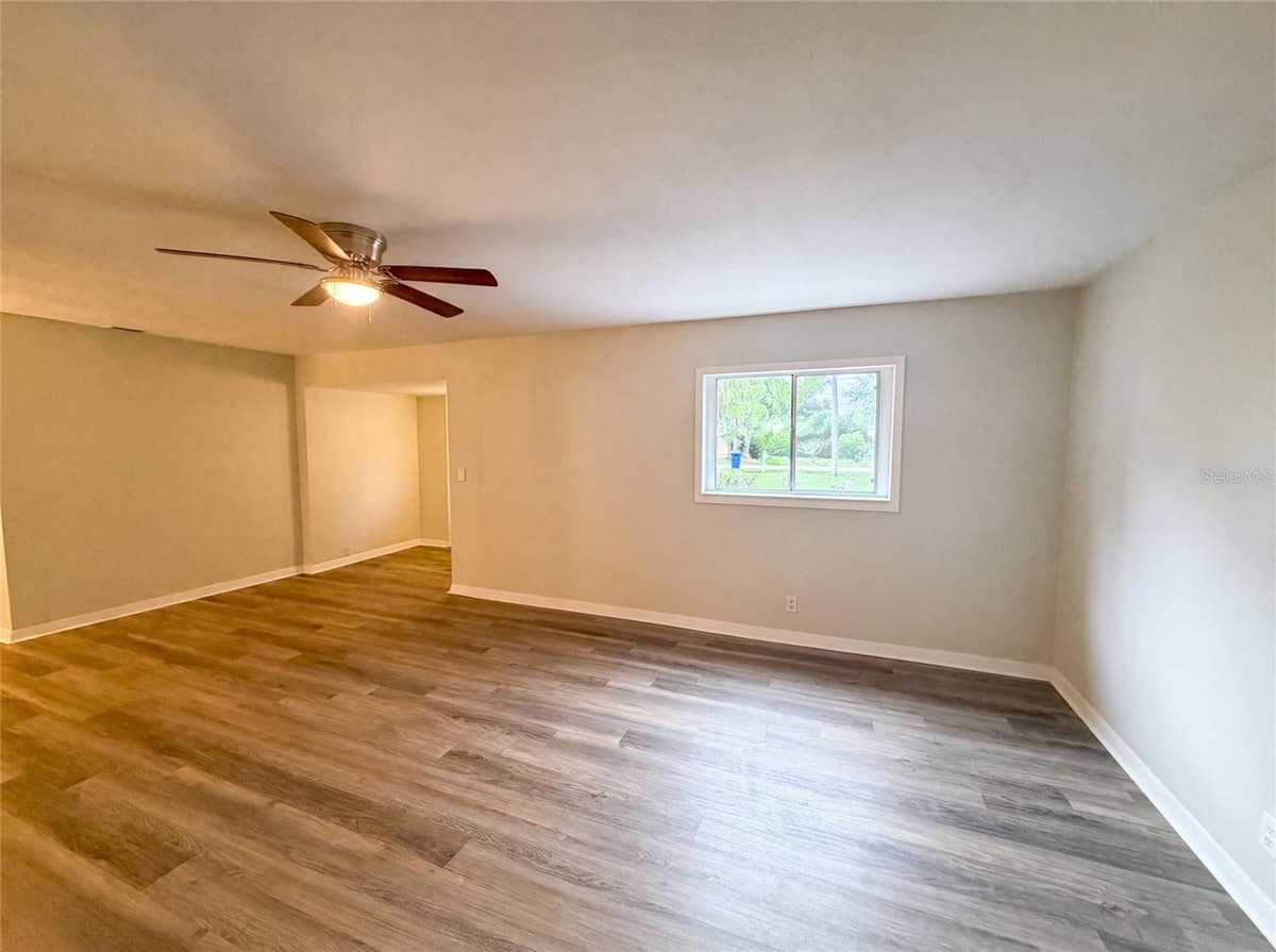 13655 AUDREY LANE — photo 9 of 30