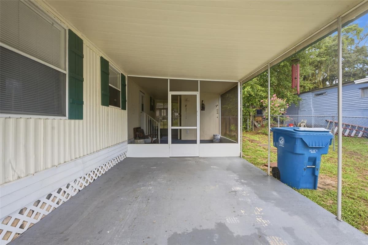 29138 HECKLEMAN STREET — photo 3 of 23