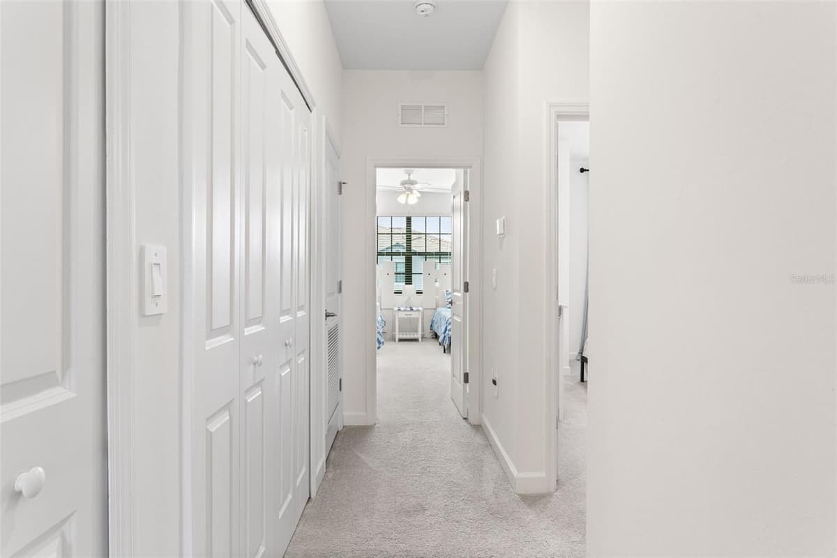 14275 PINE LODGE LANE — photo 32 of 43