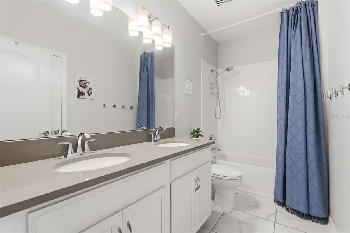 285 ANCONA AVENUE — photo 27 of 39