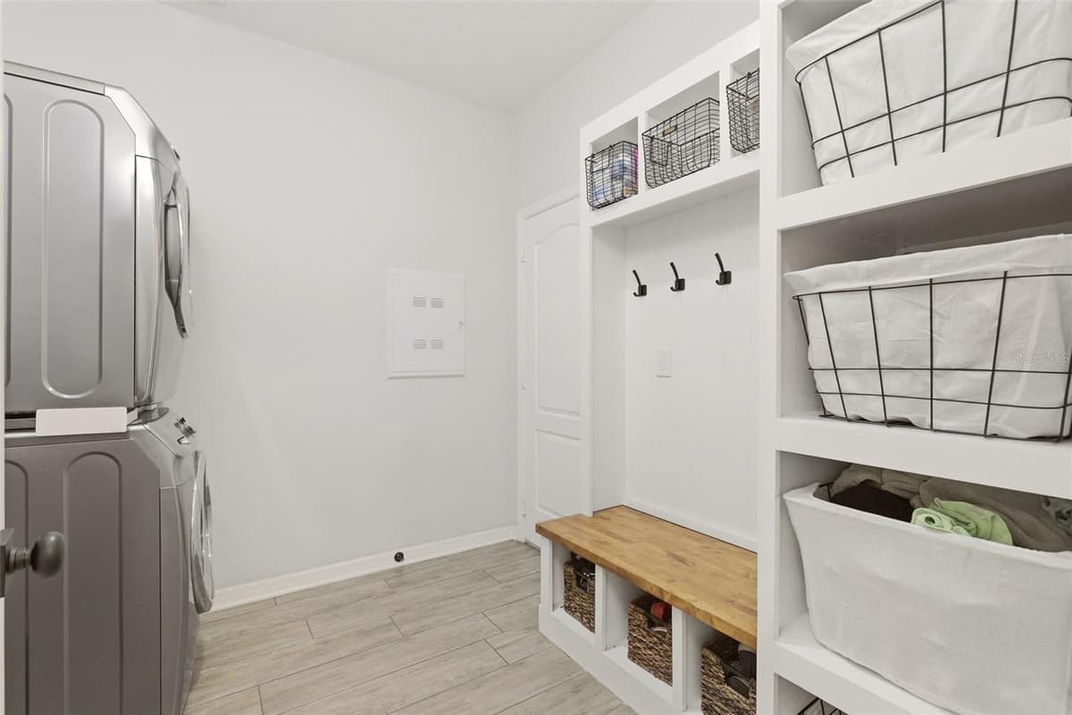 285 ANCONA AVENUE — photo 29 of 39