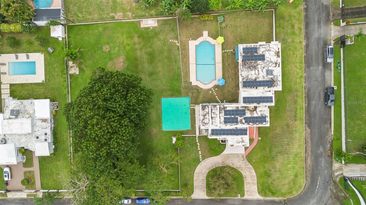 B CONSTITUCION ST. EL RETIRO DEVELOPMENT — photo 11 of 12