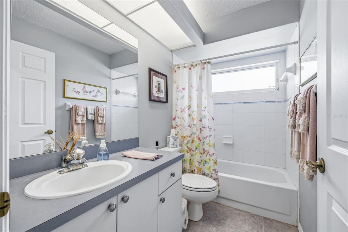 15306 CARROLLTON LANE — photo 34 of 46