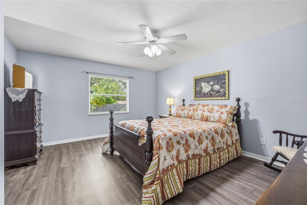 15306 CARROLLTON LANE — photo 30 of 46