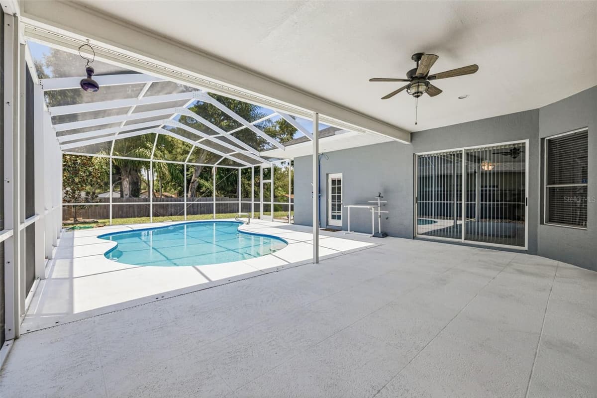 15306 CARROLLTON LANE — photo 7 of 46
