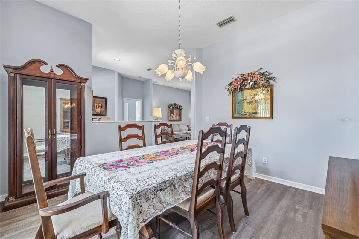 15306 CARROLLTON LANE — photo 29 of 46