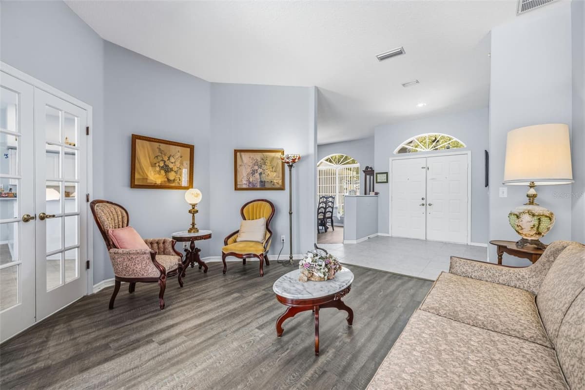 15306 CARROLLTON LANE — photo 13 of 46