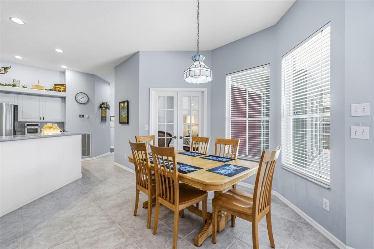 15306 CARROLLTON LANE — photo 17 of 46