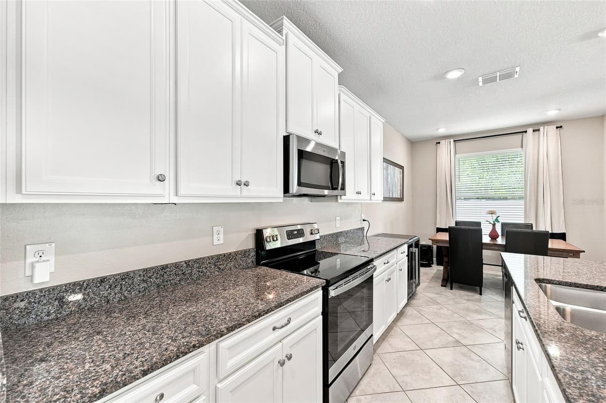 6809 VIA PERLOSO COURT — photo 11 of 83