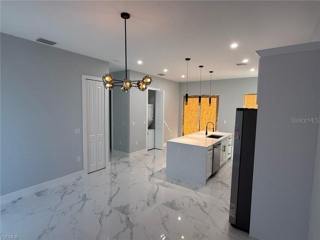 705 LEDGE STREET — photo 6 of 18