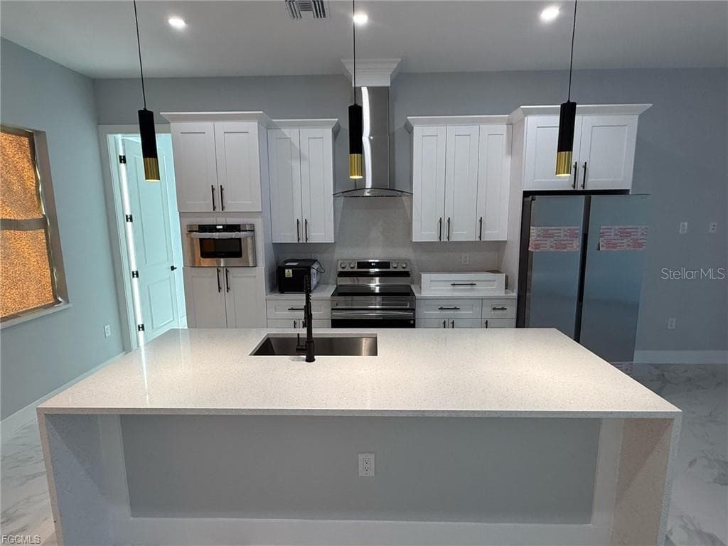 705 LEDGE STREET — photo 3 of 18