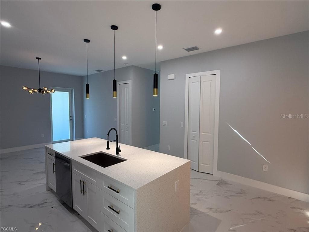 705 LEDGE STREET — photo 7 of 18