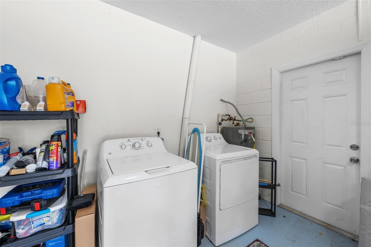 14018 CASCADE LANE — photo 42 of 46